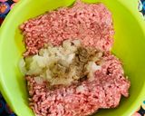 これはエビフライを名乗るメンチカツです。作り方3写真