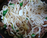豚のしょうが焼きで焼きうどん作り方2写真