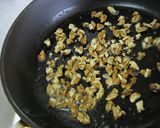 キャベツと胡桃のレモンバター炒め作り方3写真