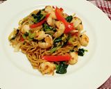 エビたっぷり！大根葉の上海風焼きそば作り方7写真