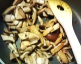 コリコリ！3種のきのこの醤油バターソテー作り方3写真