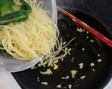 旨味たっぷりの小松菜と桜エビのパスタ作り方4写真