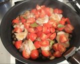 鶏肉と小松菜のトマト炒め煮～むかご入り～作り方3写真