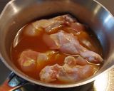 とろける柔らかさ♪鶏手羽の味噌煮込み作り方1写真