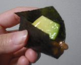 超簡単おつまみ！アボカド＆納豆を味のりで作り方3写真