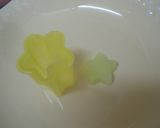 魚肉ソーセージde いちご　＜キャラ弁＞作り方1写真