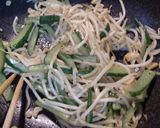 和風なもやしときゅうりのナンプラー炒め作り方4写真