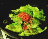 レタスの干しエビいため作り方4写真