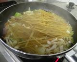 鍋1つで簡単☆野菜たっぷり【スープパスタ】作り方2写真