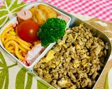 簡単！ひき肉と卵のそぼろ作り方5写真
