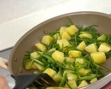 じゃがいもとピーマンの旨だしカレー炒め作り方3写真