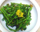 超簡単☆菜の花の炒め物|ﾟ◎ﾟ)∋ｨｮｩ作り方3写真