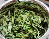 もやしときゅうりのかにかま中華和え作り方1写真