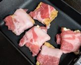 簡単節約！ボリューミーな肉巻き厚揚げ作り方2写真