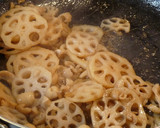 鶏皮と蓮根のきんぴら作り方2写真