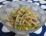 ほんのり春色もやしの梅肉和え作り方3写真