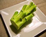 ブロッコリーの茎のピリ辛カルパッチョ作り方1写真