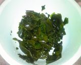 ワカメとツナの炒め物作り方1写真
