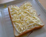 朝食に♪簡単エビマヨチーズトースト作り方2写真