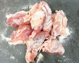 鶏もも肉とごぼうとにんじんの塩麹煮作り方3写真