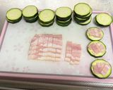 ズッキーニのベーコン🥓チーズ🧀焼き😃作り方1写真
