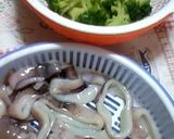 簡単♪イカとブロッコリーの味噌炒め作り方1写真