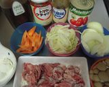 ハヤシライス♪家にある調味料とトマト缶で作り方1写真