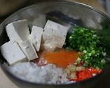 お花見弁当に。簡単！！ふわふわ鶏つくね作り方2写真