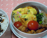 お弁当✿かまぼことネギの卵焼き作り方5写真