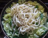 春キャベツと桜海老のカレー焼きうどん作り方2写真