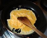 卵・豚肉・にら炒め作り方1写真