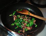 卵・豚肉・にら炒め作り方3写真