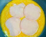 ケチャップ入り！ハムくるくる卵焼き作り方3写真