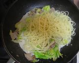 春キャベツと豚肉のクリームパスタ作り方5写真