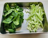 チンゲン菜と桜えびの中華炒め作り方1写真