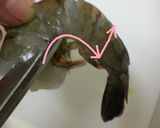 えびの皮をスルッとむく方法♪作り方1写真