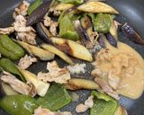 ナスとピーマンと豚肉の味噌炒め作り方5写真