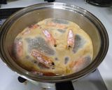 赤エビの頭で出汁を取った味噌汁作り方2写真