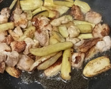 鶏もも肉となすの甘酢炒め作り方3写真