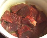 簡単♪『牛肉のウスターソース煮込み』作り方3写真