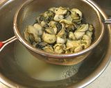牡蠣の炊き込みご飯 ニンニク風味作り方3写真