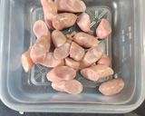 キャベツとソーセージのカレーコンソメ炒め作り方2写真