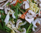 ホットプレート料理☆米粉で野菜おやき♪作り方2写真