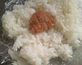 とろろ昆布と刻み梅の和風おにぎり✿作り方2写真
