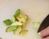 アボカドの食べるラー油マヨネーズあえ作り方1写真