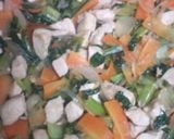 鶏肉と小松菜のマヨ・バタ・醤油丼作り方4写真