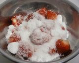 ゴロゴロ入った✤苺ジャムの宝石箱✤作り方3写真