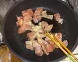 鶏肉と春菊の醤油バターパスタ作り方1写真