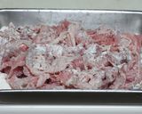 豚肉とモヤシのカレー煮作り方1写真