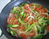 アスパラとトマトのふわふわ卵パスタ作り方5写真